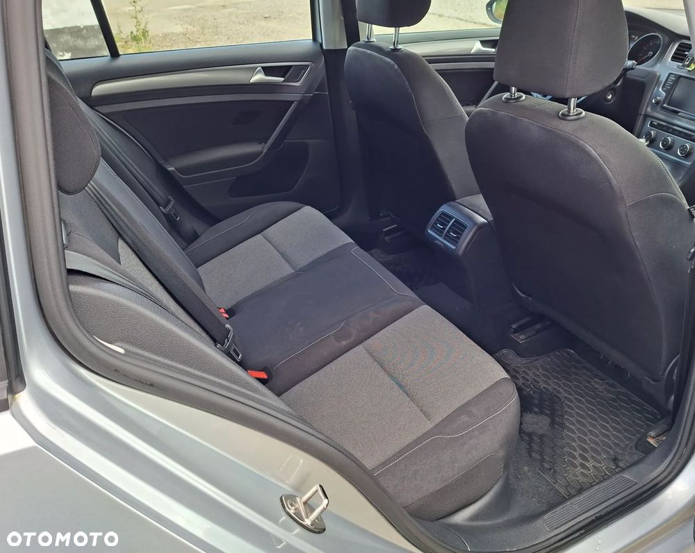 Volkswagen Golf 1.6 TDI BlueMotion Trendline - 9