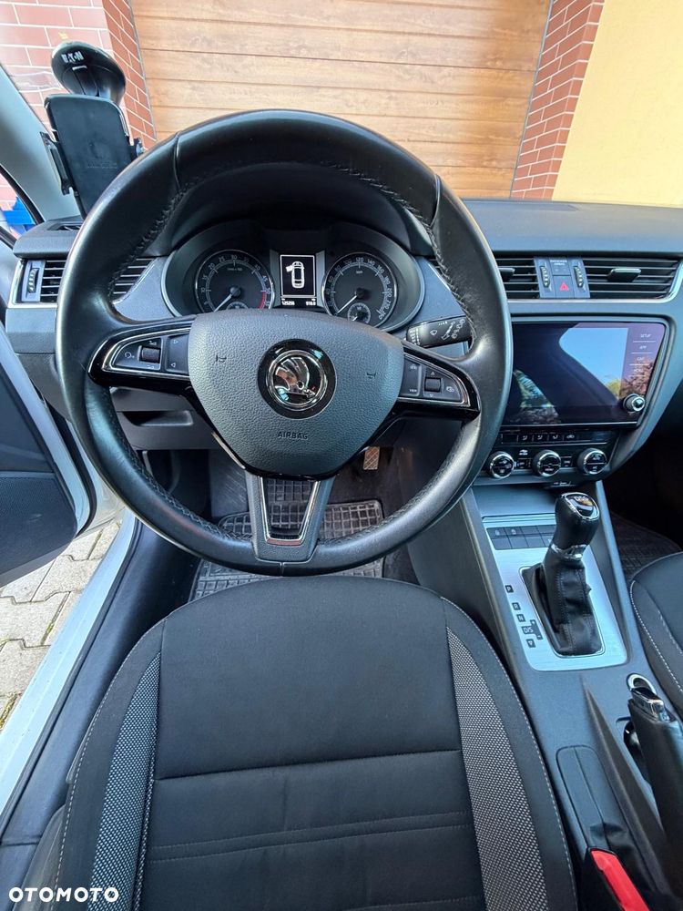 Skoda Octavia - 8