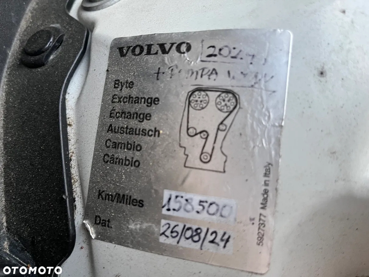 Volvo XC 60 D5 SCR AWD R-Design - 36