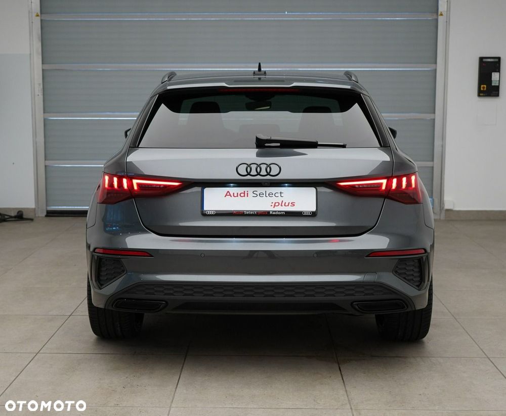 Audi A3 Sportback - 4