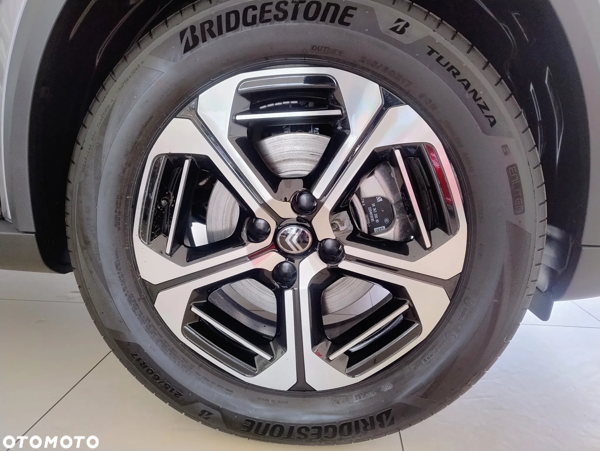 Citroën C3 Aircross 1.2 mHEV Plus S&S eDCT6 - 12