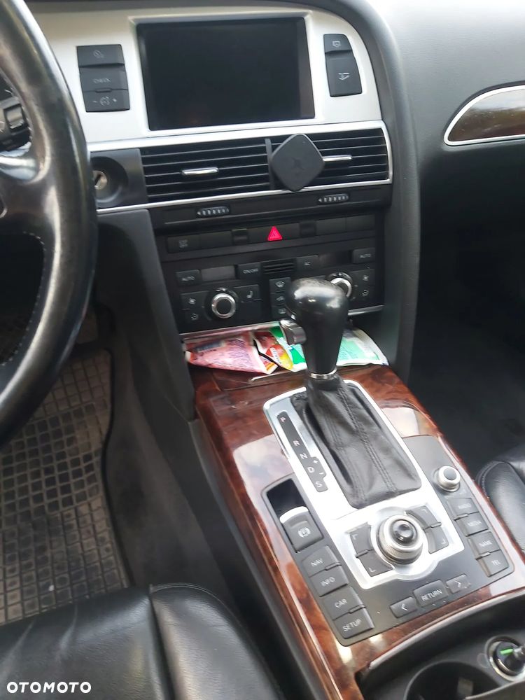 Audi A6 Avant 2.0 TDI Multitronic - 13