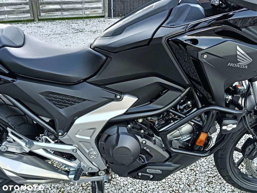 Honda NC - 18