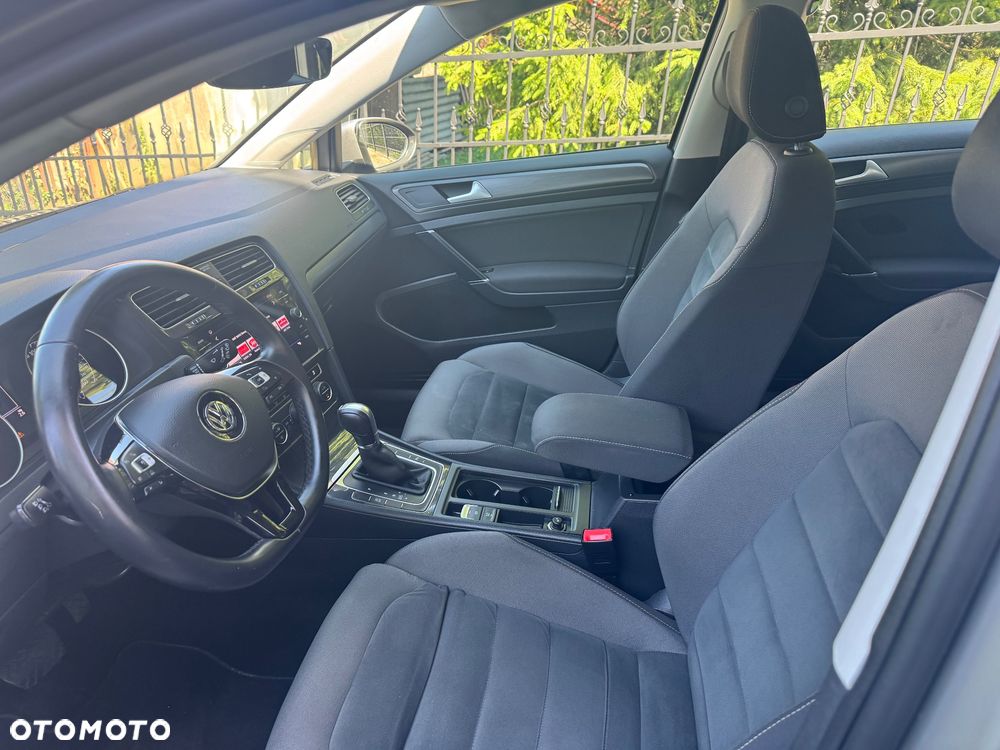 Volkswagen Golf 1.6 TDI (BlueMotion Technology) DSG Trendline - 28