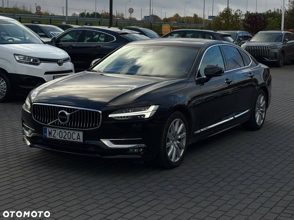 Volvo S90