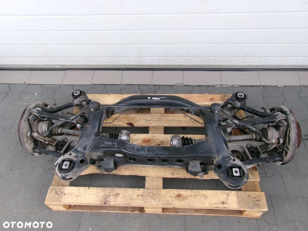Belka tył oś zawieszenie wahacz BMW 3 E90 E87 - 1