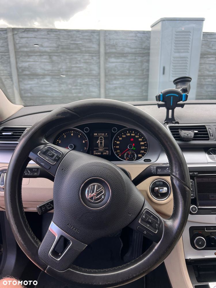 Volkswagen CC - 9