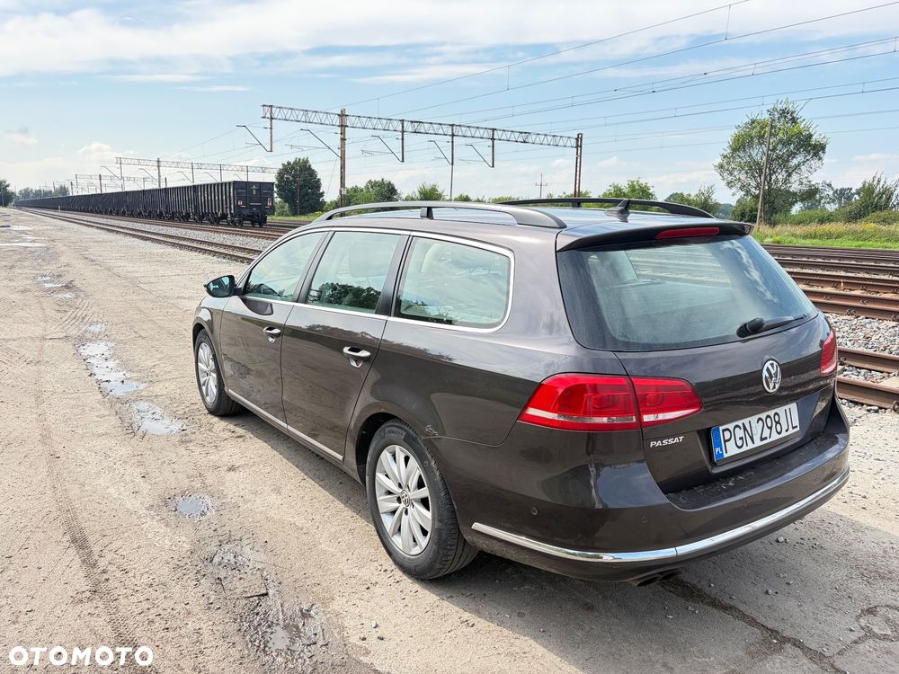 Volkswagen Passat 2.0 TDI Highline - 4
