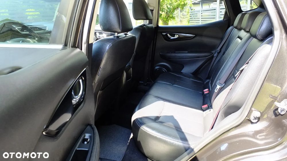 Nissan Qashqai 1.5 dCi Tekna - 15
