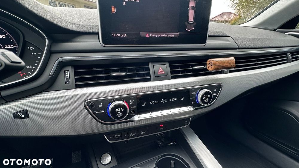 Audi A4 Avant 2.0 TDI S tronic - 33
