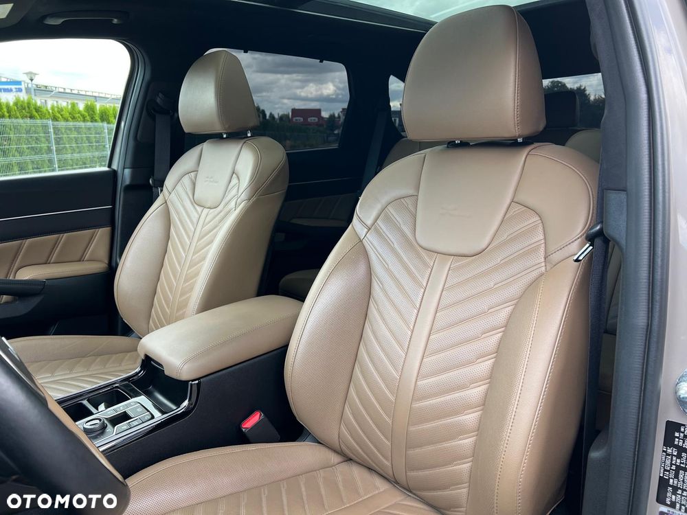 Kia Sorento - 12