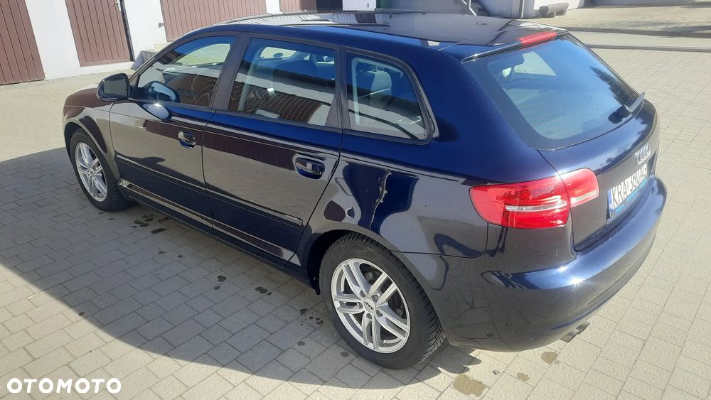 Audi A3 Sportback 2.0 TDI DPF Ambition - 8