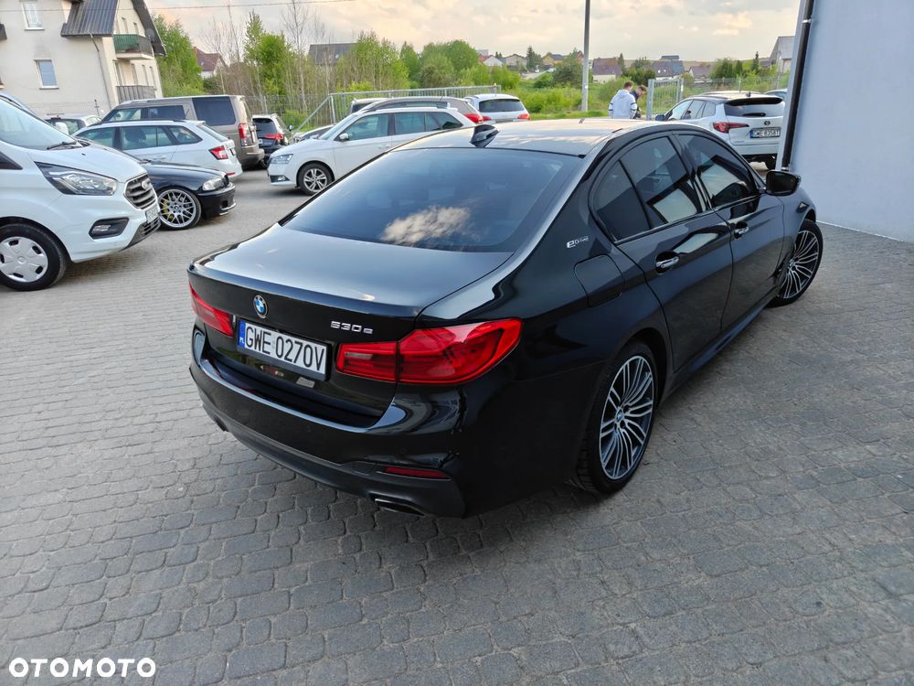 BMW Seria 5 530e iPerformance - 17