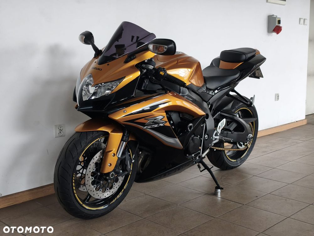 Suzuki GSX-R - 8