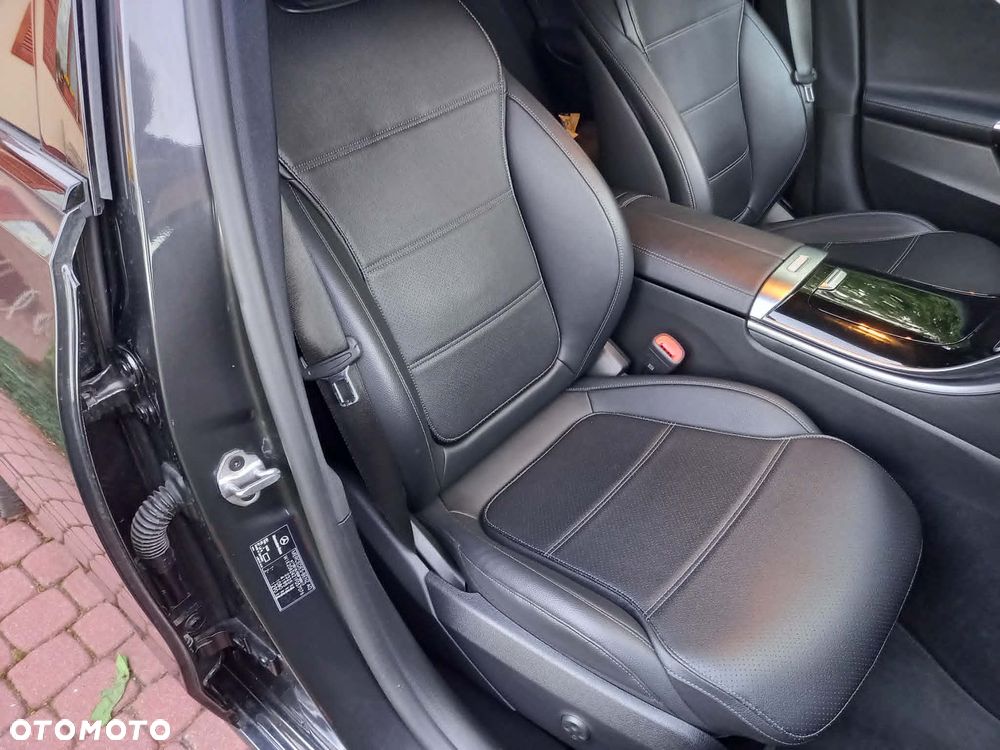 Mercedes-Benz Klasa C 200 9G-TRONIC - 12