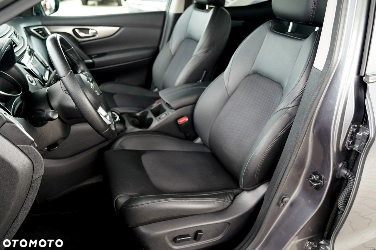 Nissan Qashqai - 23