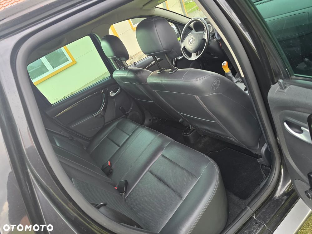 Dacia Duster 1.6 - 9