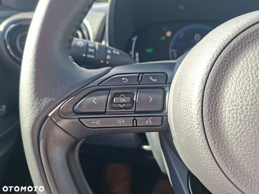 Toyota Yaris Cross Hybrid 1.5 Style - 24