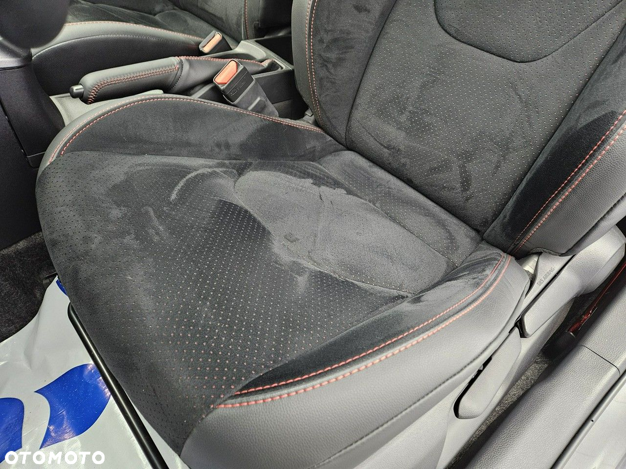 Toyota Yaris - 12