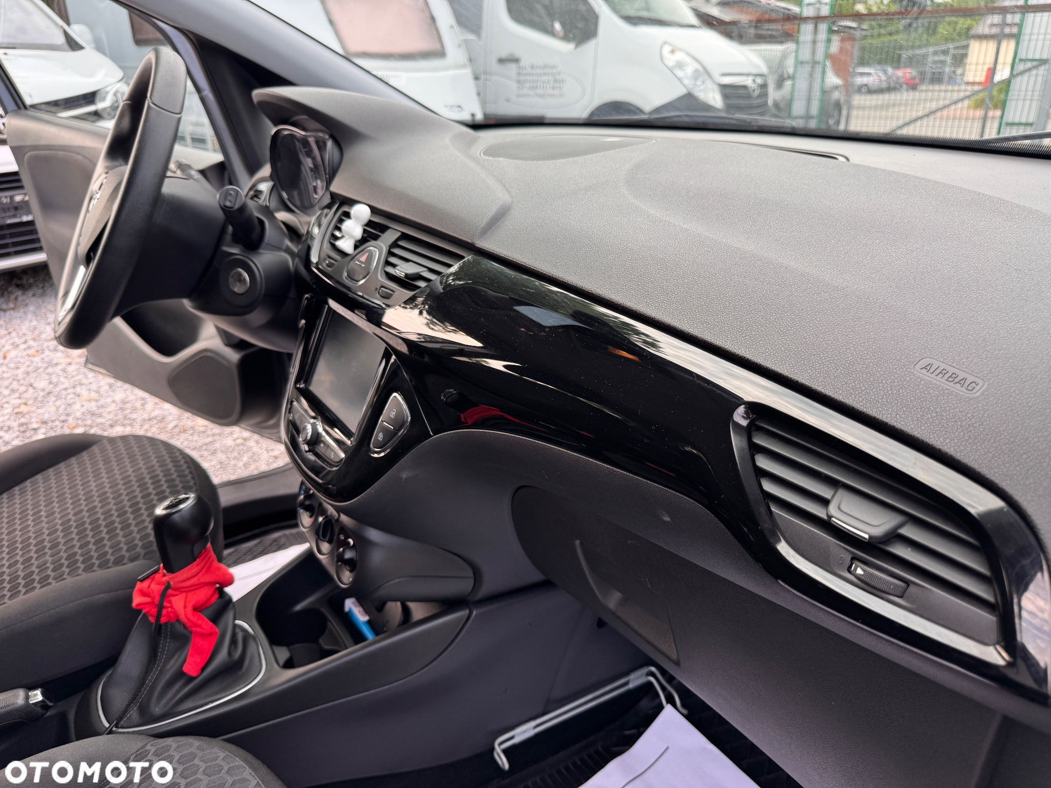 Opel Corsa - 25