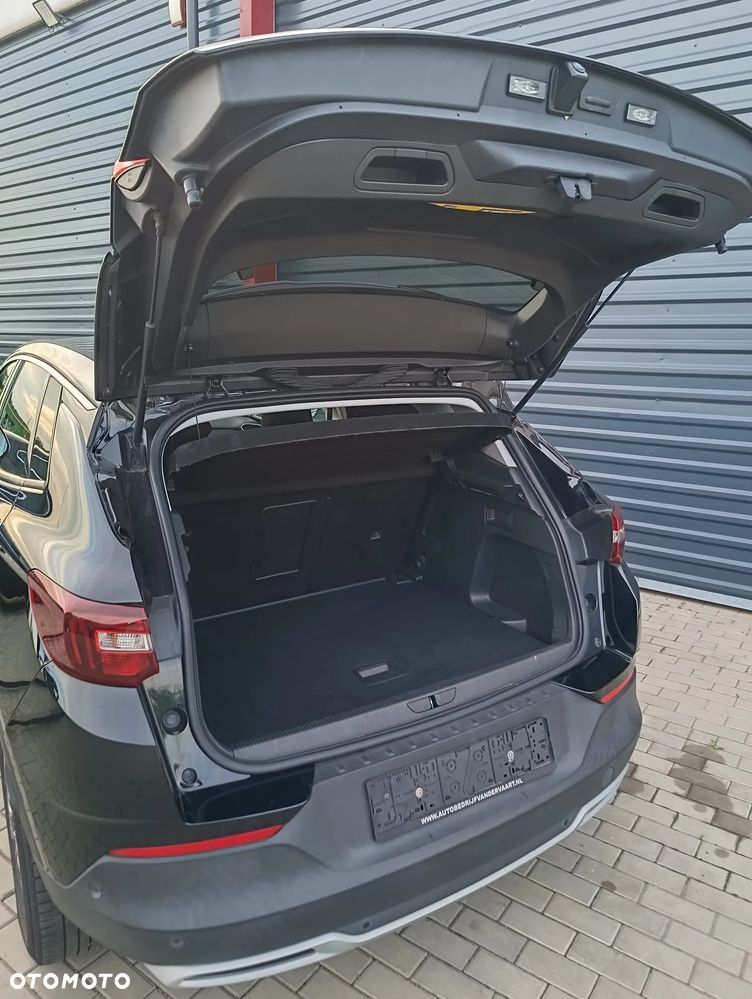 Opel Grandland X - 15