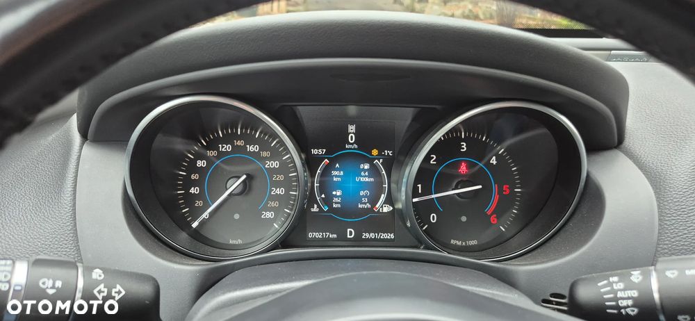 Jaguar XE 2.0 D Prestige - 19
