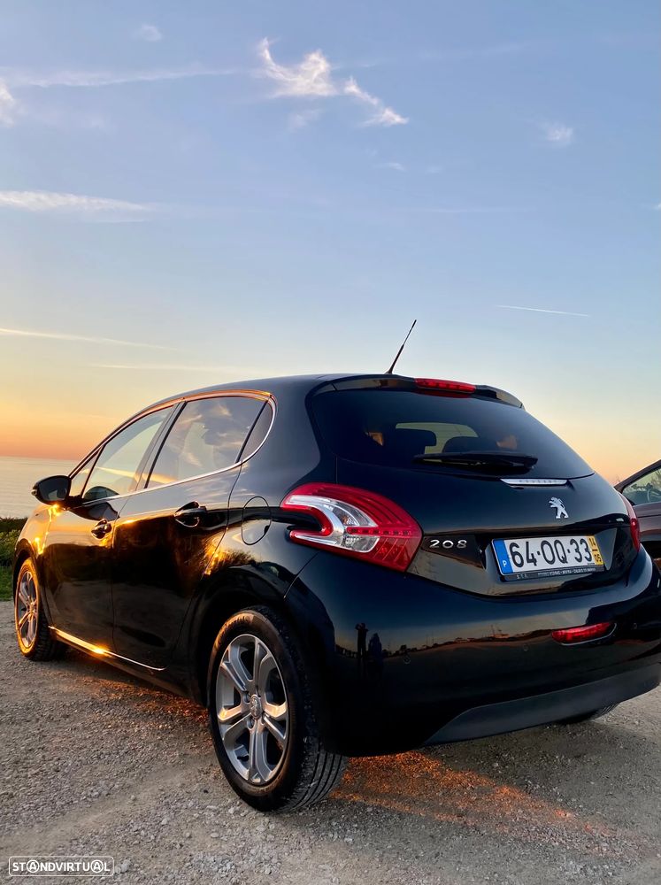 Peugeot 208 1.4 HDi Allure - 9