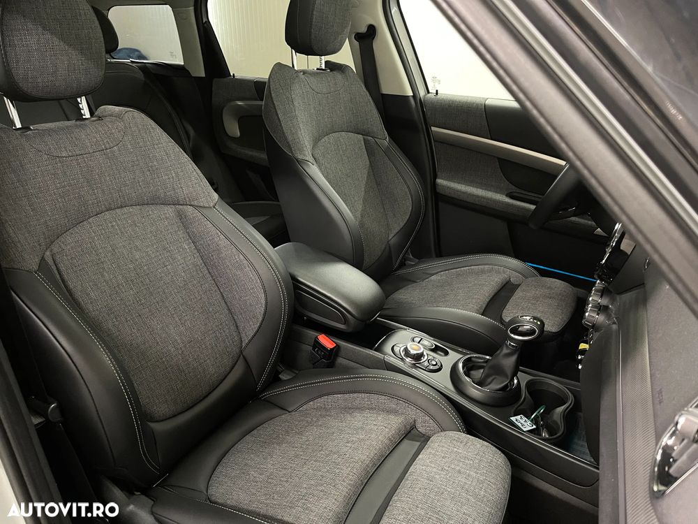 Mini Countryman Cooper SE ALL4 AT - 12