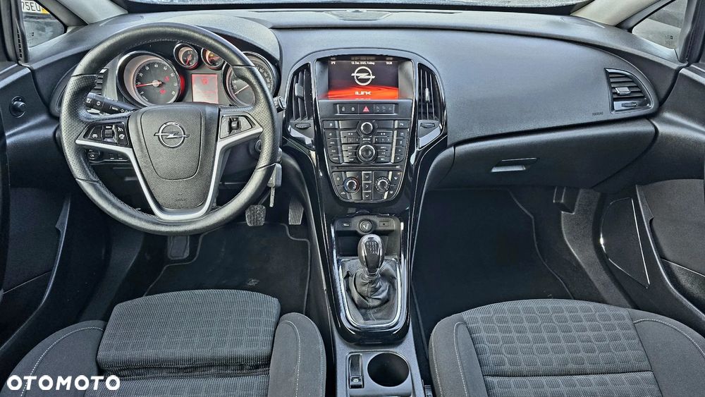 Opel Astra 1.4 Turbo Innovation - 21