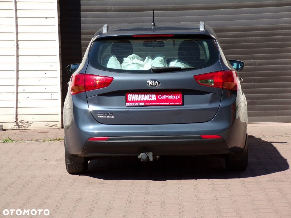 Kia Ceed - 13