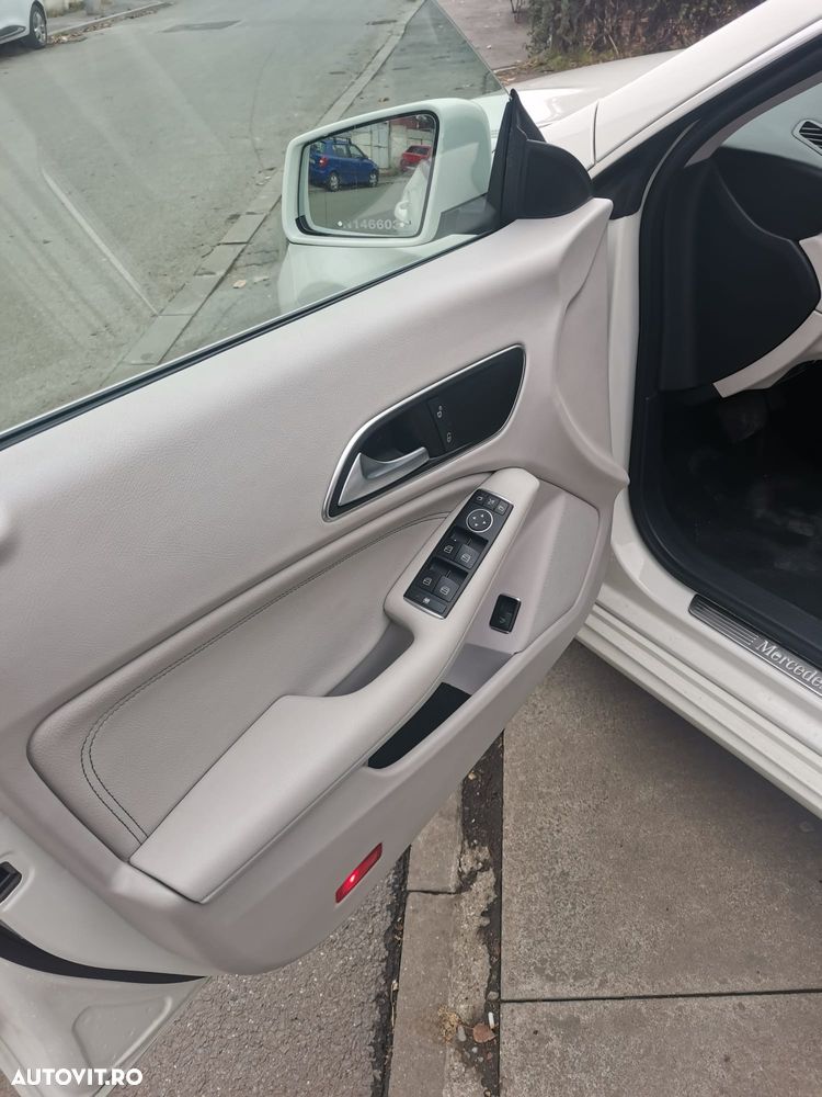 Mercedes-Benz CLA 180 - 6