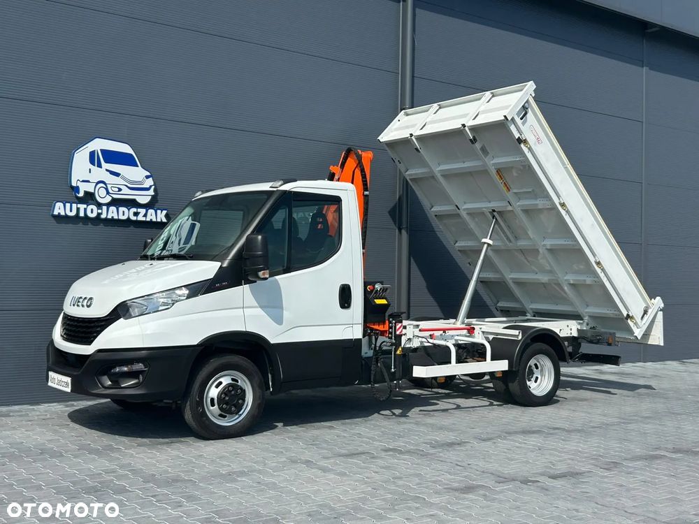 Iveco Daily 35C16 3.0 HPI Nowy MOCNY HDS 2800kg + wywrotka wywrot **Wzmocnione zawieszenie**Klima**Niski przebieg**DMC 3,5t**Na bliźniakach**Hak 3,5t.** - 16