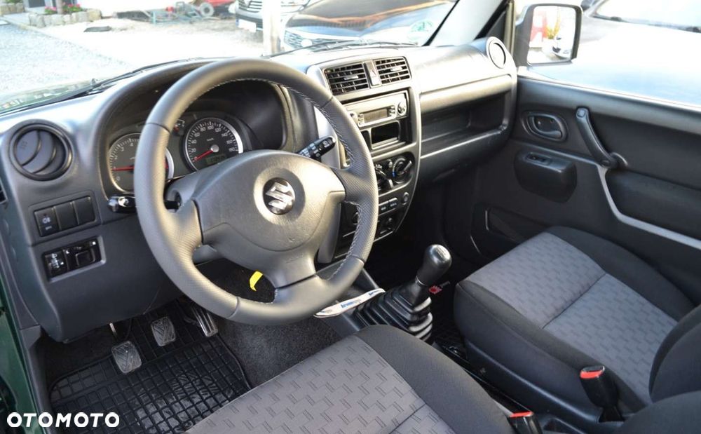 Suzuki Jimny 1.3 JX / Club - 4