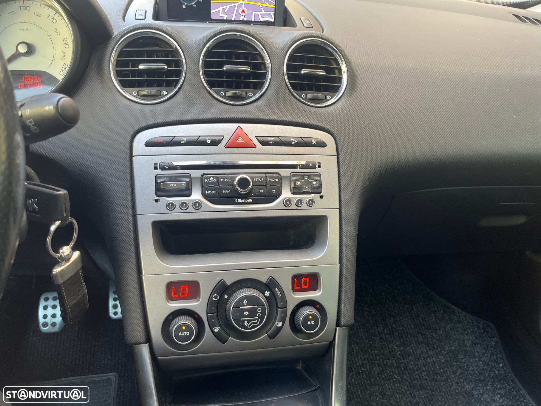 Peugeot 308 1.6 e-HDi Sportium CVM6 - 22