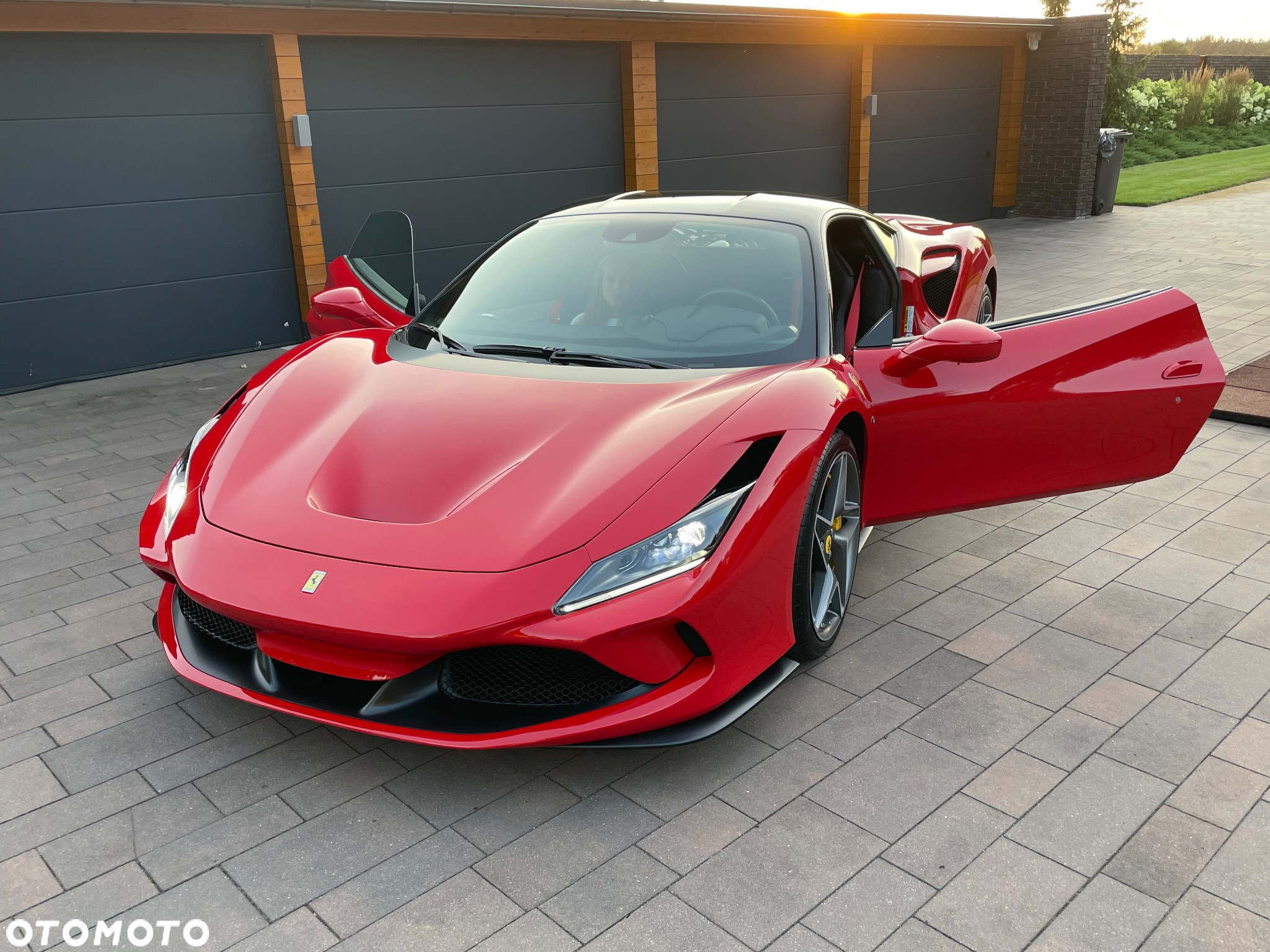 Ferrari F8 Tributo - 5