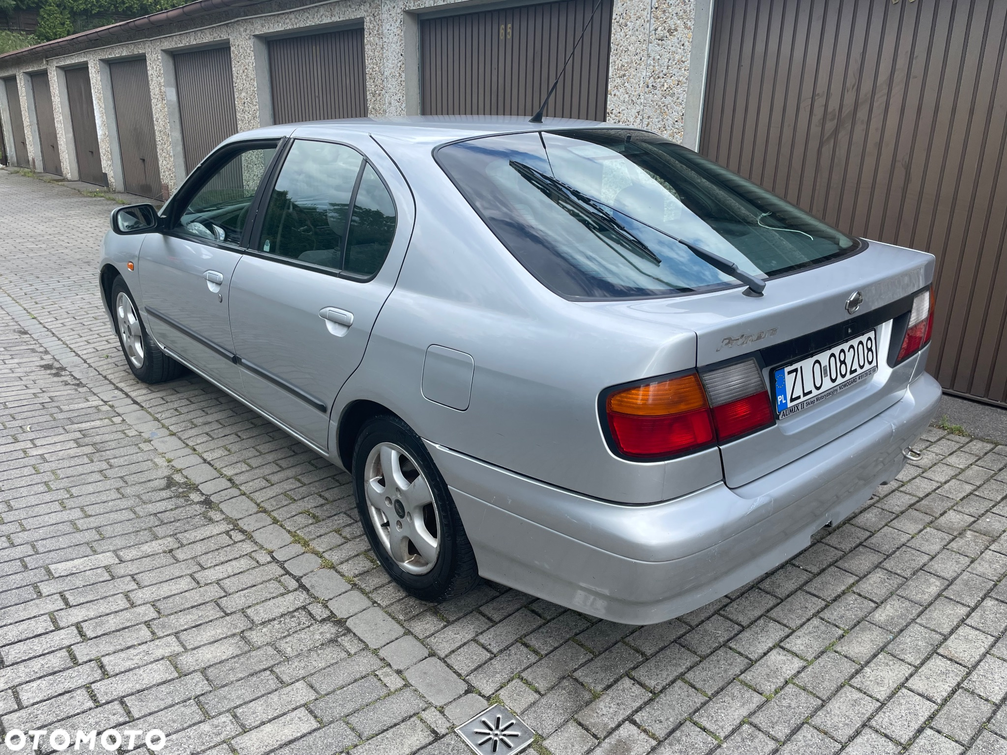 Nissan Primera - 4