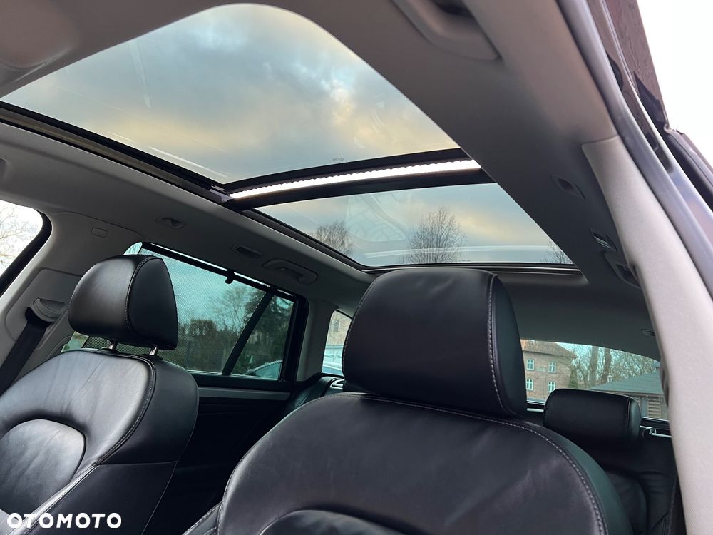 Skoda Superb 2.0 TDI DSG Elegance - 34