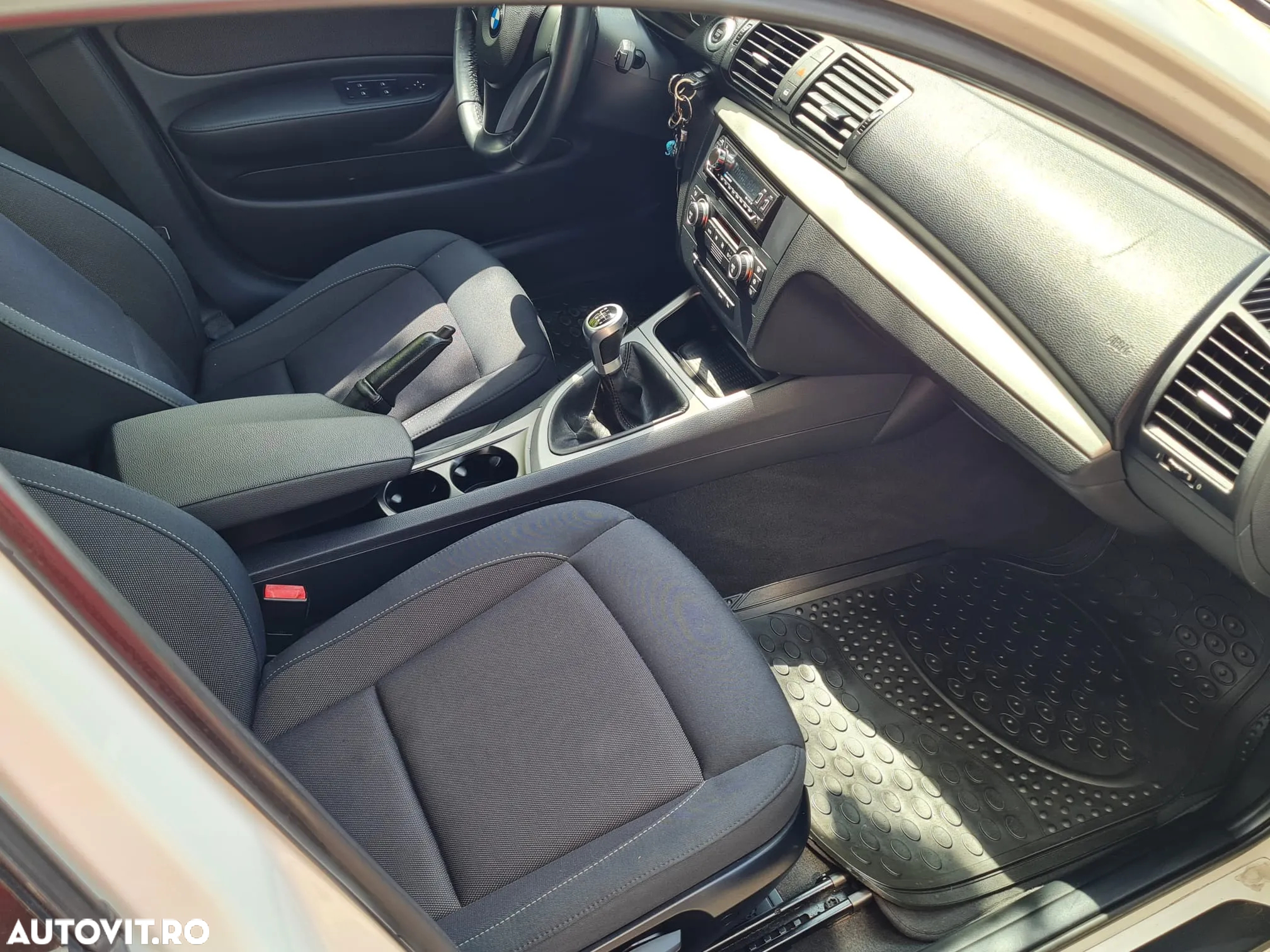 BMW Seria 1 116i - 11