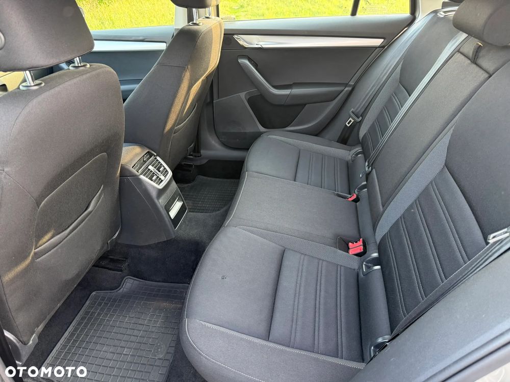 Skoda Octavia 1.4 TSI Ambition - 5