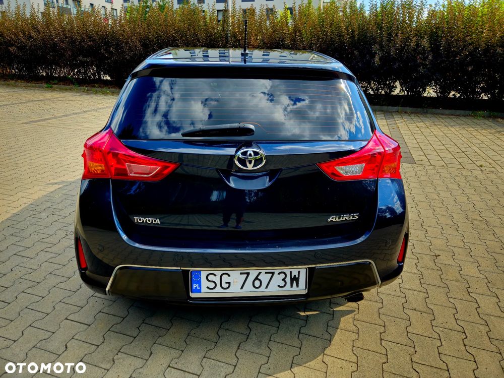 Toyota Auris 1.6 Premium - 5