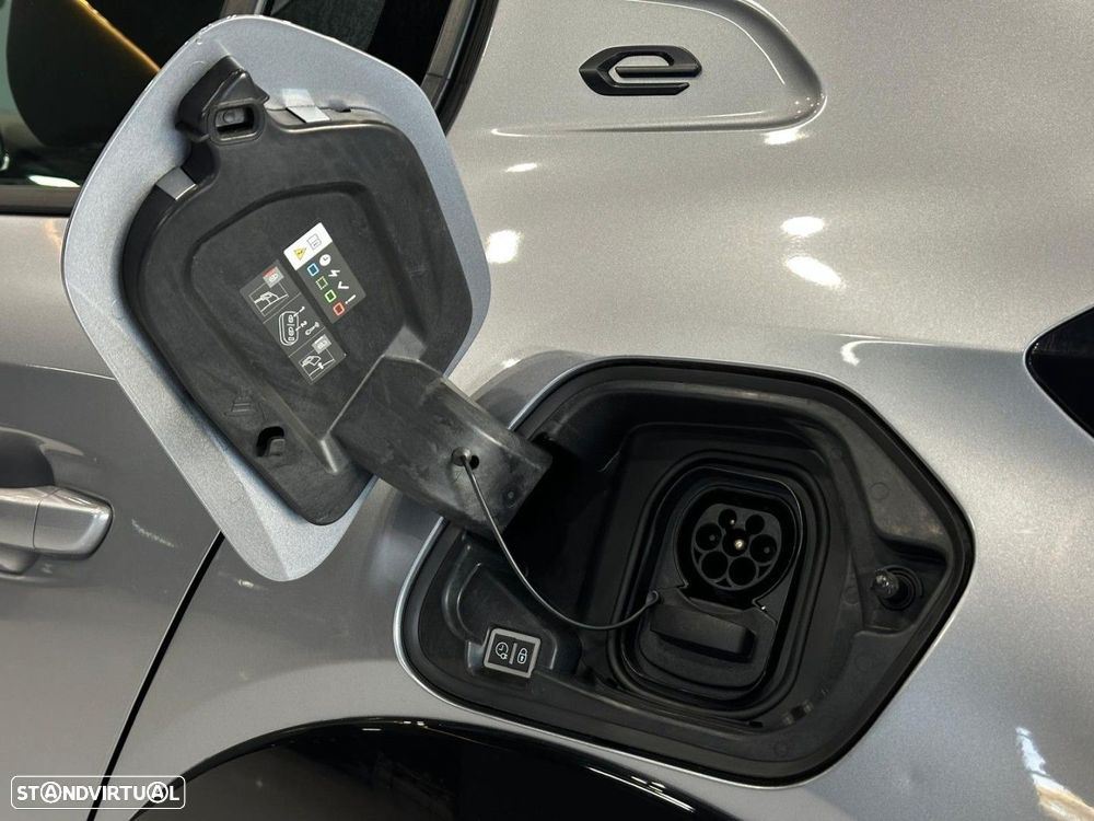 Peugeot e-208 50 kWh Active Pack - 21