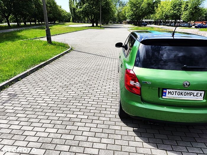 Skoda Fabia 1.4 TSI DSG RS - 9