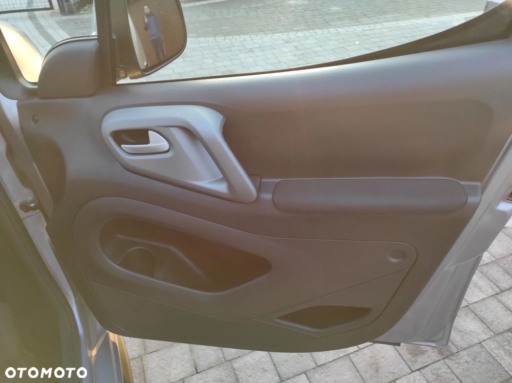 Peugeot Partner - 31