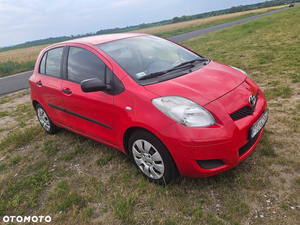 Toyota Yaris - 2