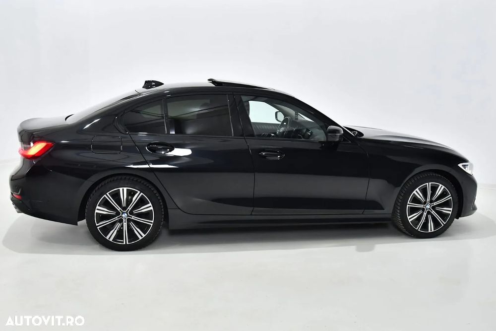 BMW Seria 3 320d xDrive AT - 9