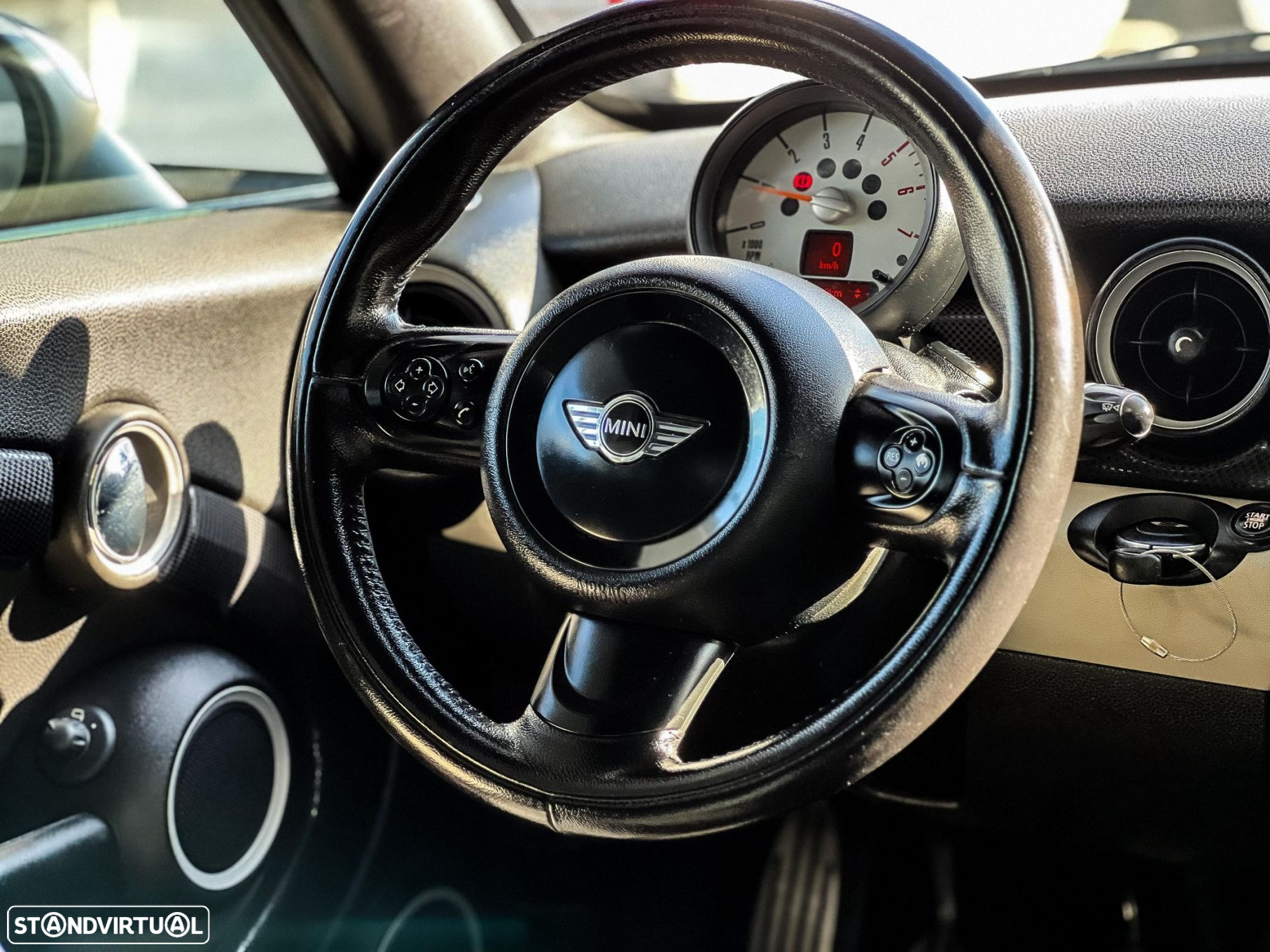 MINI 3 Portas Cooper SD - 16