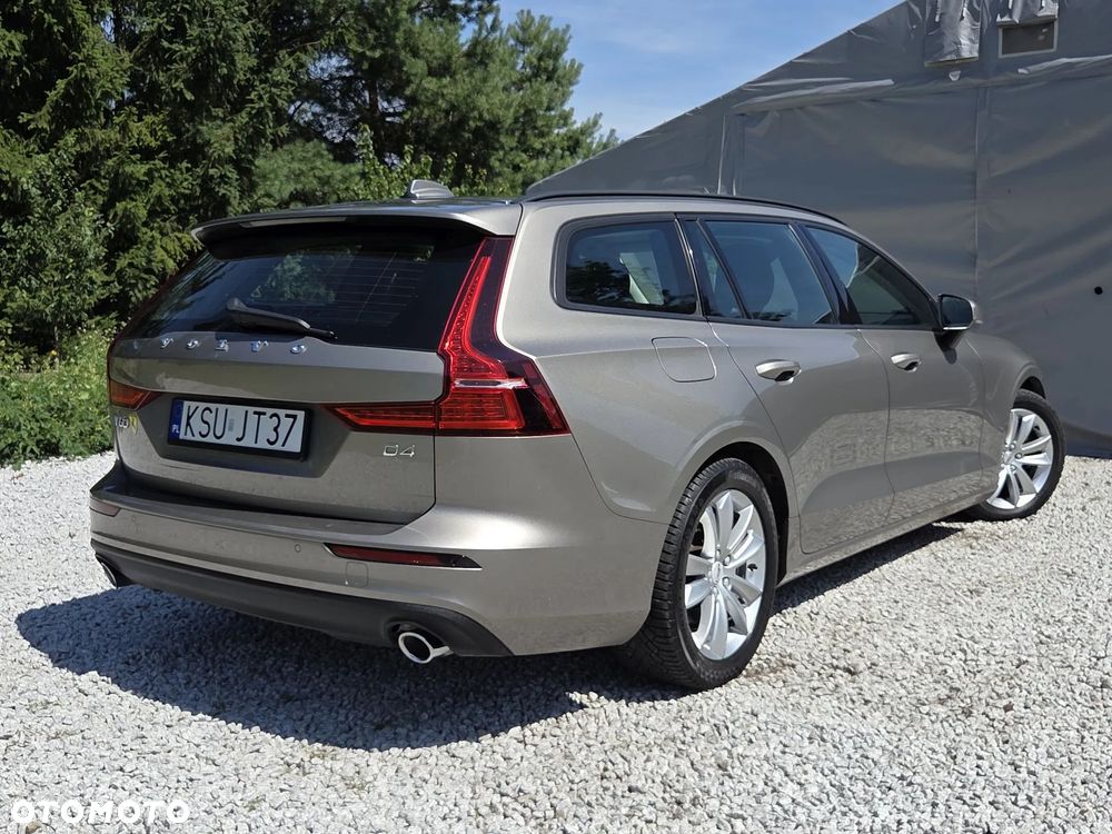 Volvo V60 D4 Geartronic Momentum - 4
