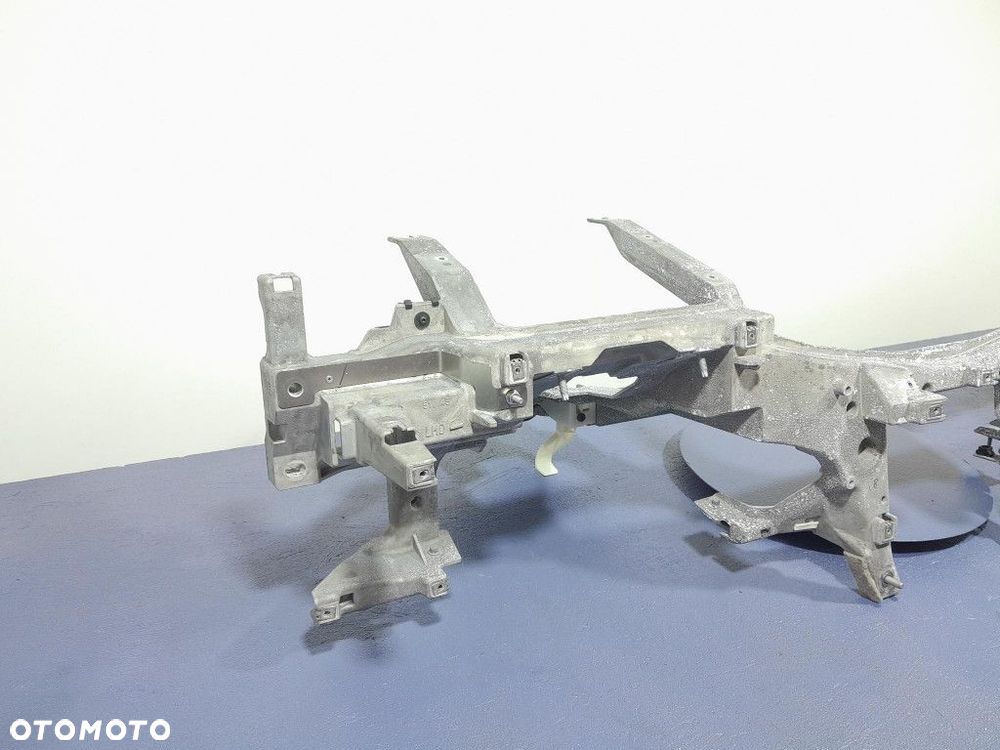 BMW M5 F90 G30 STELAŻ DESKI KONSOLI 9297646 - 2