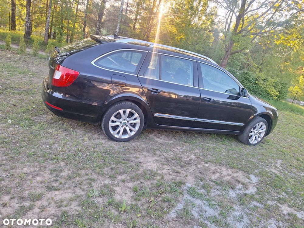 Skoda Superb 1.8 TSI 4x4 Exclusive - 4