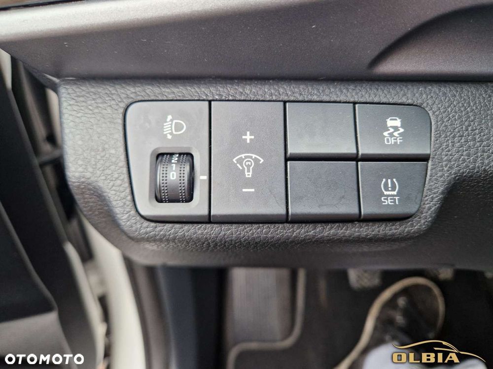 Kia Stonic - 23